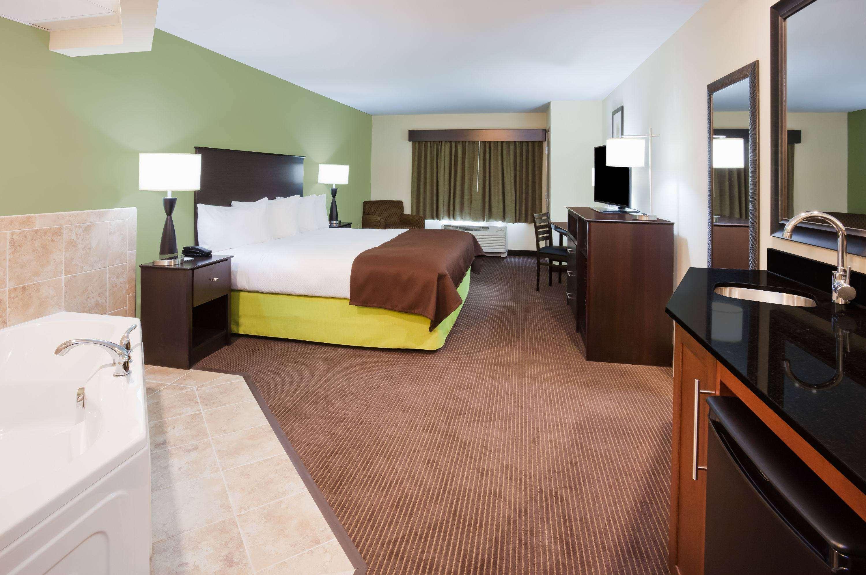 Americinn By Wyndham Dewitt Buitenkant foto