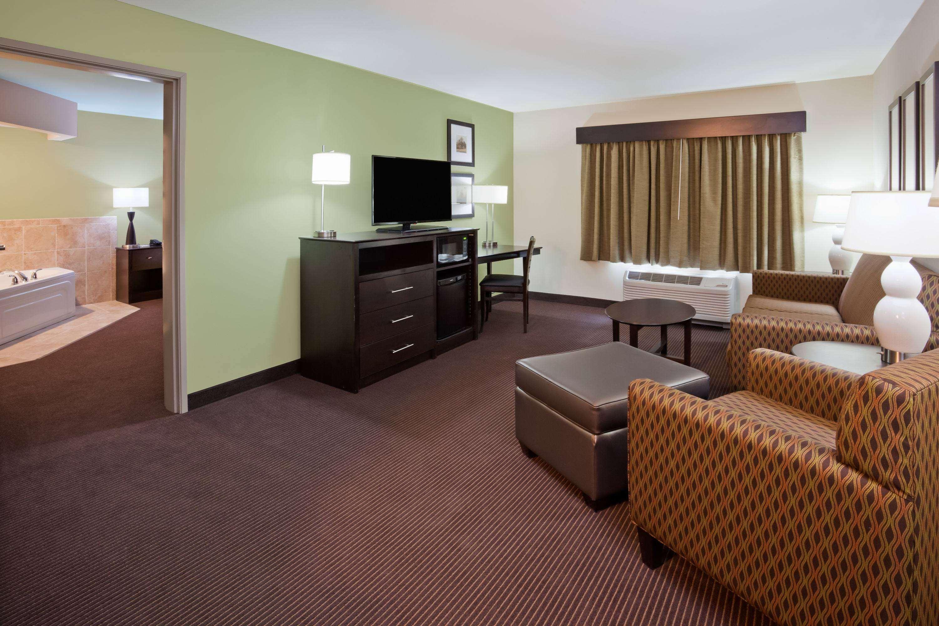 Americinn By Wyndham Dewitt Buitenkant foto